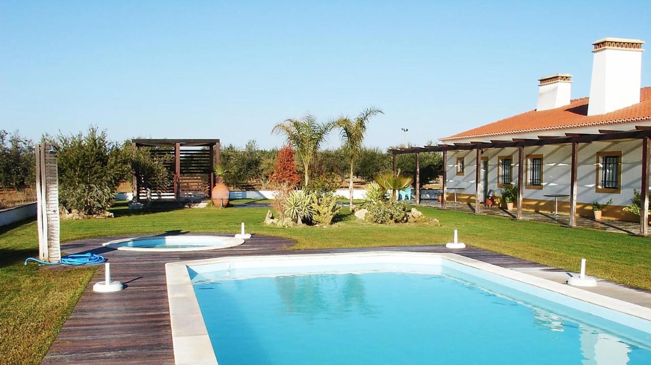 Herdade Das Rosadas Mourao Exterior photo